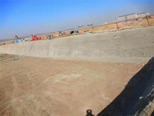阿里高铁桩基础建设
